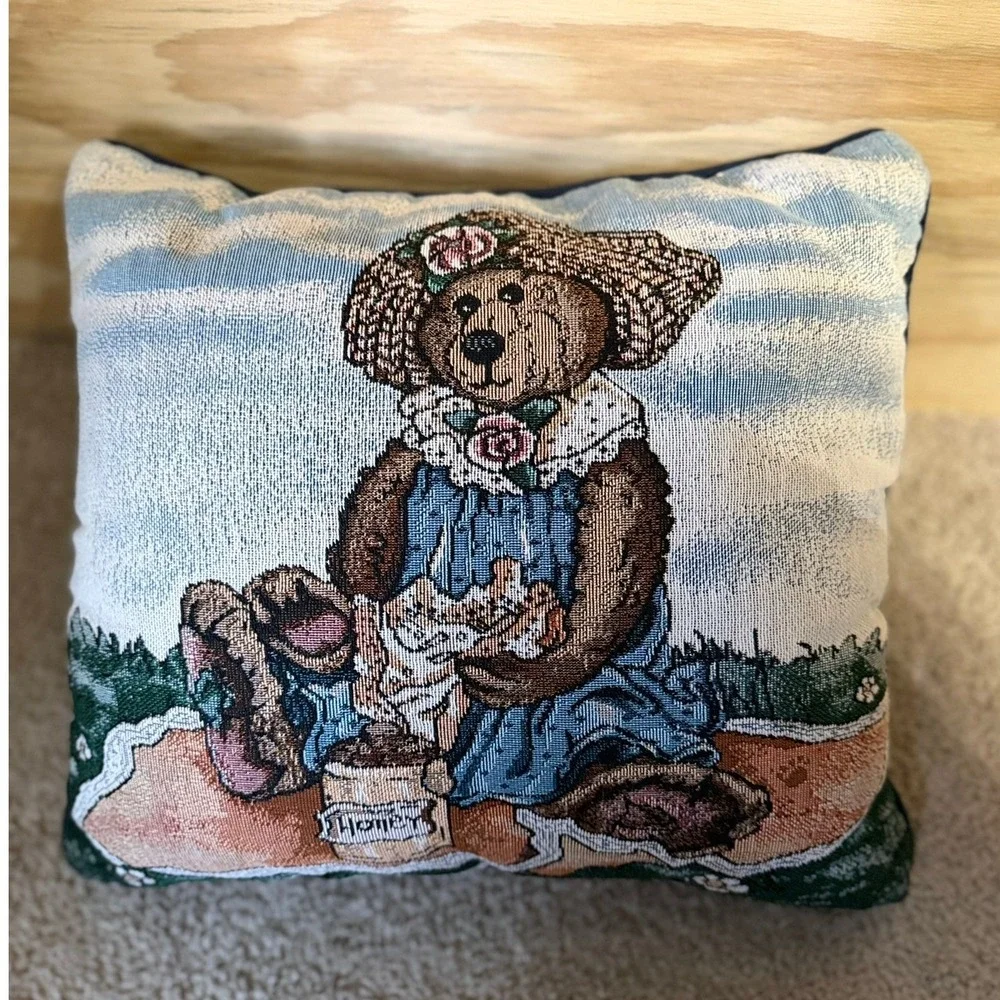 Vintage Boyds Bears Square Throw Pillow Teddy Bear 15x15 Tapestry Bees Honey